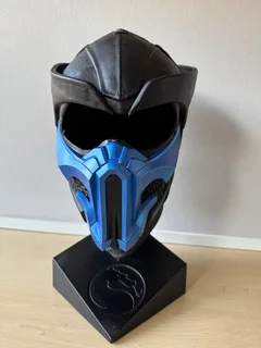 Mortal Kombat 11 Kollector’s Edition (Sub-Zero) – Xbox Series X – Ultra Rare! Only 5000 Made