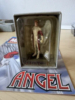 Marvel &amp; DC Eaglemoss Figurine Collection (With Comics &amp; Boxes) – Great Condition!