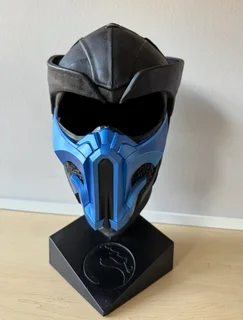 Mortal Kombat 11 Ultimate Kollectors Edition (Sub Zero Edition) - Only 5000 made - Rare Collectible