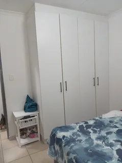 GELVANDALE FLAT TO LET R5075 pm