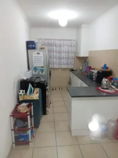 GELVANDALE FLAT TO LET R5075 pm