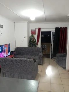 GELVANDALE FLAT TO LET R5075 pm