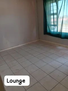 GELVANDALE FLAT TO LET R4300pm (ELECTRICITY &amp; WATERPAYABLE BY TENANT)