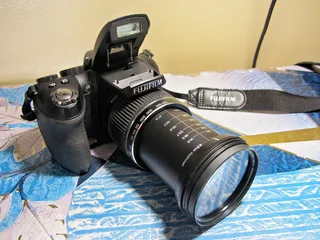 Fujifilm FinePix HS10