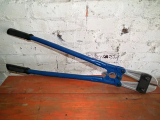 Bolt Cutter