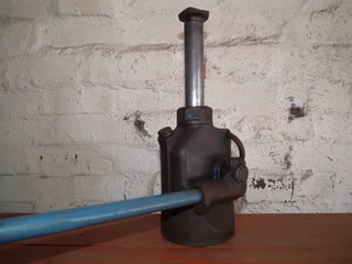 Hydraulic Jack