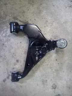 Toyota hilux suspension arm