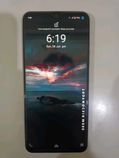 Vivo Y76 5G (8&#43;4GB Ram) 128GB includes all original (NOT USED) accessories