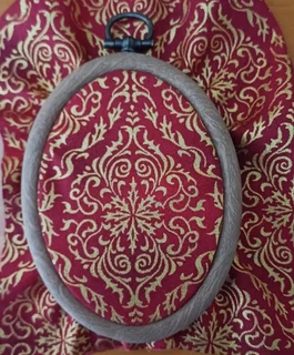 Vintage Look Hanging Picture Frames -  Brown Faux Wood Oval  Frames