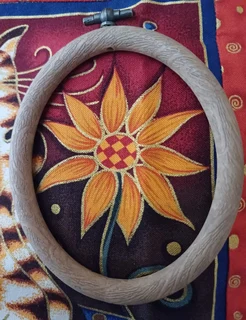 Vintage Look Hanging Picture Frames -  Brown Faux Wood Oval  Frames