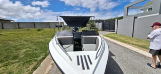 1996 Scimitar 180 bowrider with evinrude e-tec 115hp 2-stroke motor