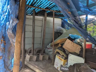 Afdak and wooden poles can be taken for free