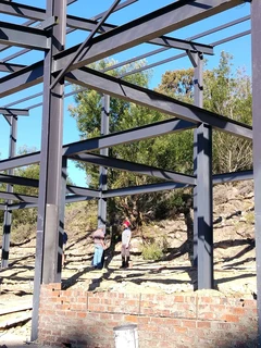 STAALSTRUKTUUR / STEEL STRUCTURES with roof