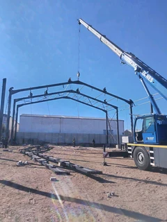 STAALSTRUKTUUR / STEEL STRUCTURES with roof