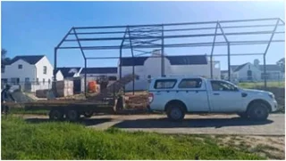 STEEL STRUCTURES /STAALSTRUKTUUR