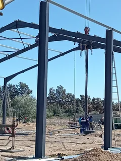 STEEL STRUCTURES /STAALSTRUKTUUR