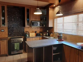 Farm House With Or Without Horse Pasture