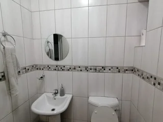 2 bed 2 bath Sheffield Manor