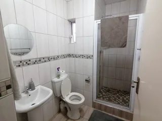 2 bed 2 bath Sheffield Manor