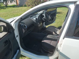 2016 Ford Ikon Sedan