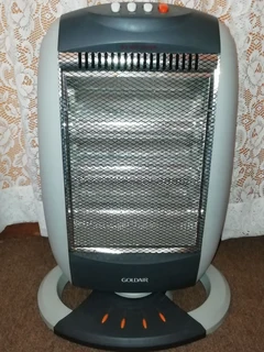 Instant heat 1200W halogen heater - Goldair 3 bar halogen heater EXCELLENT working condition