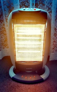 Instant heat 1200W halogen heater - Goldair 3 bar halogen heater EXCELLENT working condition