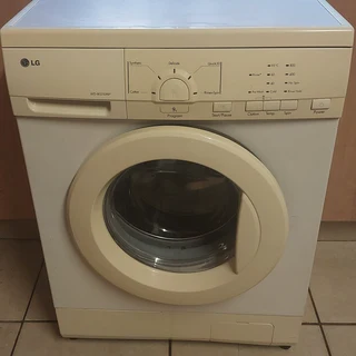 LG 5.5kg Front loader fully automatic washing machine