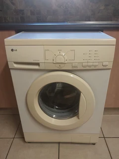LG 5.5kg Front loader fully automatic washing machine