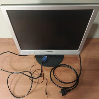 19&#34; flat screen monitor 1280x1024 with built-in speakers VGA&#43;DVI