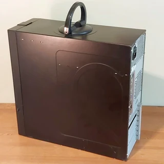 Pentium 4 PC Tower Chassis with carry handle and DVD&#43;R DL drive 2x front USB