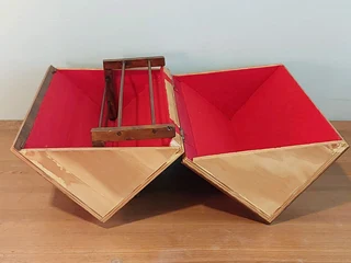Wooden Jewelry Box Diamond-shaped [2x available]
