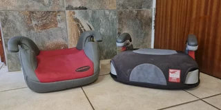 kids backless car seats x2 with built-in drink holders