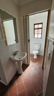 spacious 1 bed, kitchen, lounge and bathroom, for rent in Garlandale.