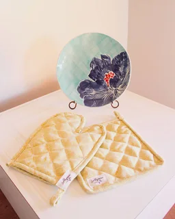 Bridal shower gift basket, sash and serviettes