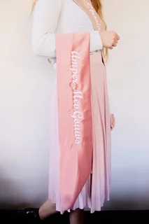 Shopping bags, aprons, table runners, place mats, roll-up cases, bow ties, oven gloves, etc.