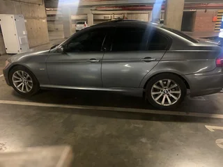 2010 BMW 3 Series Sedan