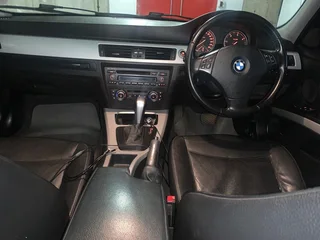 2010 BMW 3 Series Sedan
