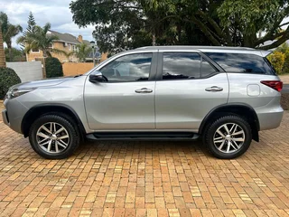 Toyota Fortuner 2.8 GD6 R/B A/T