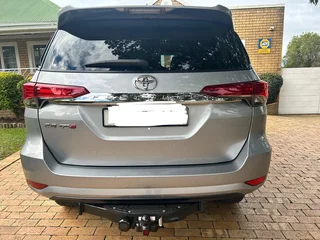 Toyota Fortuner 2.8 GD6 R/B A/T