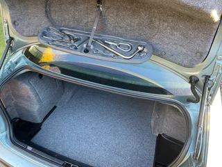 2003 BMW 330i 6 sp manual 147,600km