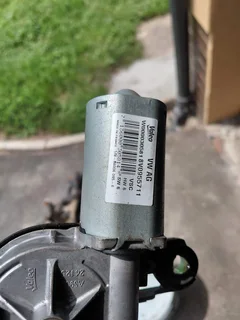 Rear wiper motor