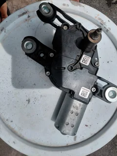 Rear wiper motor