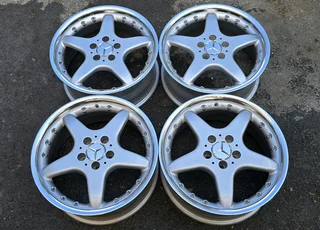 17 Inch Merc Starfish Alloy Mag Wheels