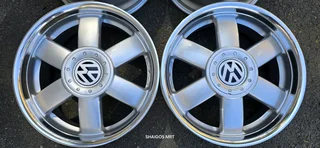 17 Inch VW Velociti Deep Dish Alloy Mag Wheels