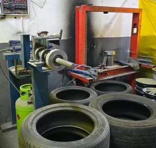 Wheel Straightening Machines