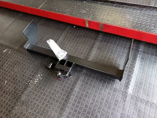 Isuzu gen 6 underbumper towbar