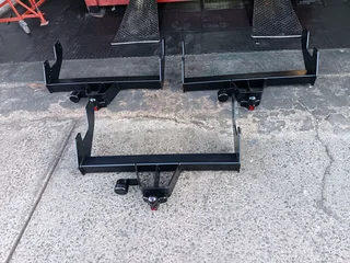 Mahindra underbumper towbars