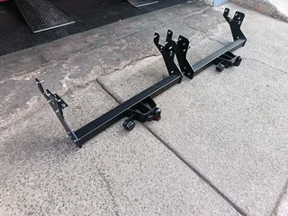 Isuzu gen 7 underbumper towbars