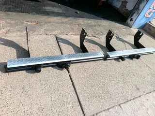 Mahindra maxi truck double tube towbars