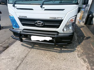 Truck bullbars